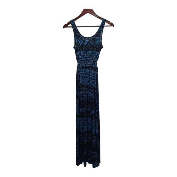 Beautiful long blue dress See through meshing middle.  Slit leg. by MUDD small - Picture 2 of 4